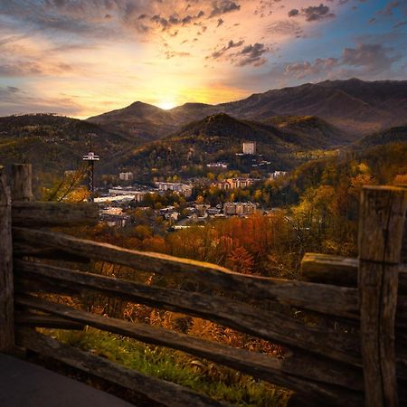 Breathtaking View, Hot Tub, 1089 Of Free Attraction Tickets For Each Paid Day, Dollywood And More! Sevierville Eksteriør billede