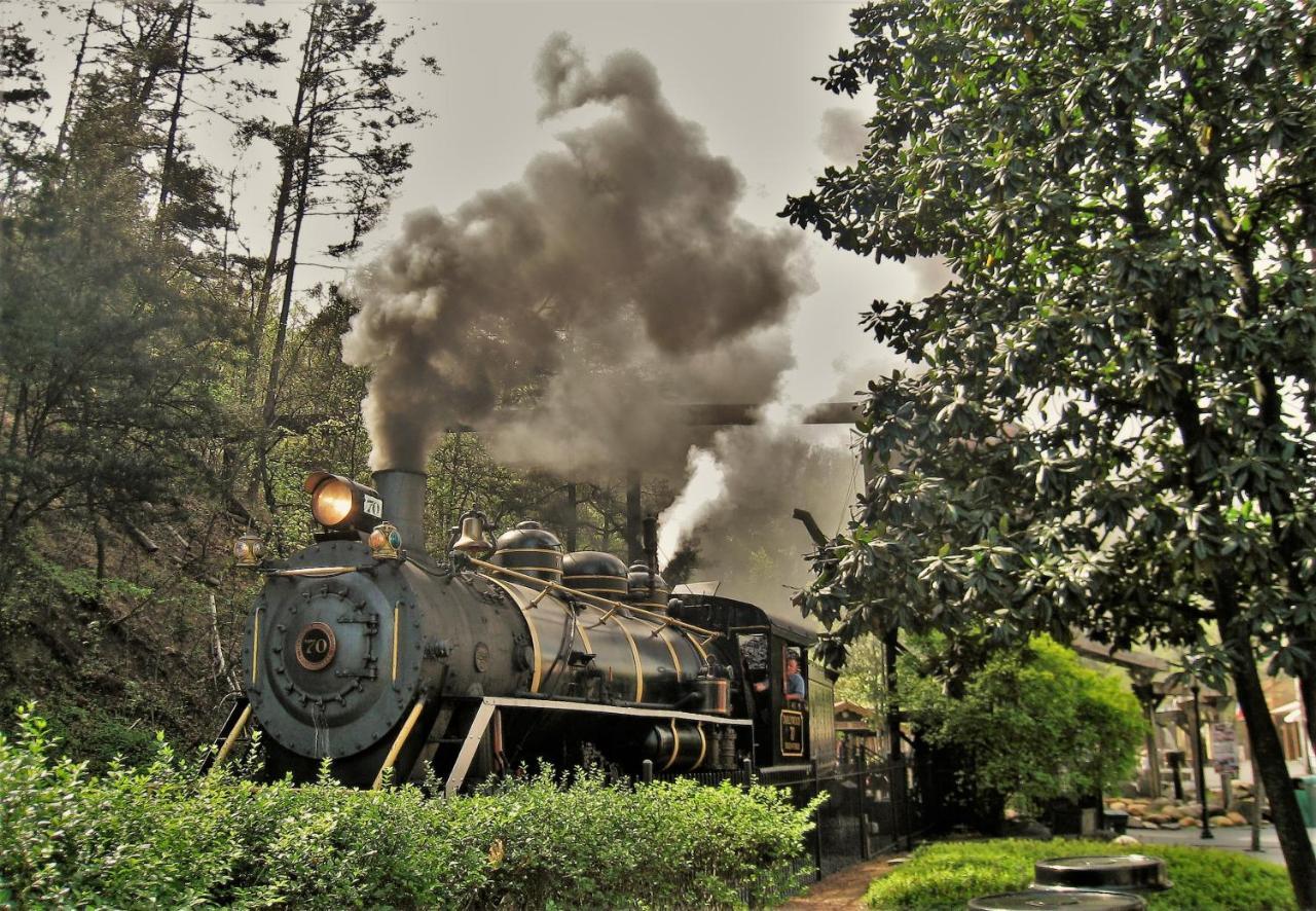Breathtaking View, Hot Tub, 1089 Of Free Attraction Tickets For Each Paid Day, Dollywood And More! Sevierville Eksteriør billede